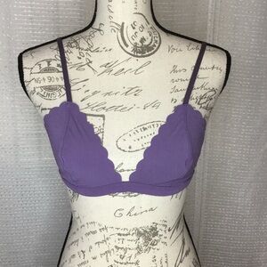 Victoria’s Secret Purple Scallop detail Bralette